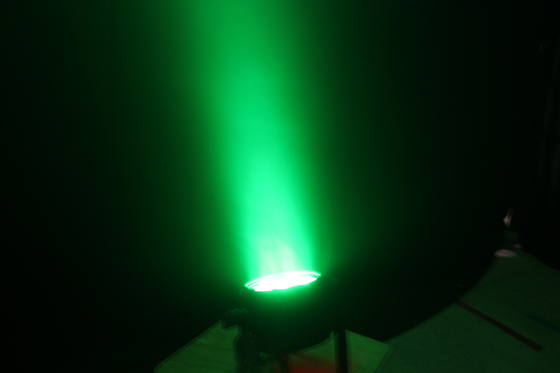El par de la aleación de aluminio LED puede efectuar las luces 3/6/7CH DMX para la iluminación profesional del acontecimiento