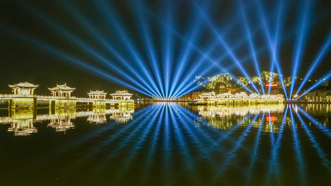 0.3m 0.5m 1m Luces de lavado lineales al aire libre 24w Ip67 Dmx512 Proyector arquitectónico